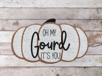 Coir doormat with the phrase “Oh My Gourd, It’s You!” in bold black lettering, ideal for fall front porch décor.